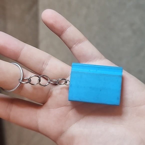 Blue 'The Cat in the Hat' Keychain - Picture 2 of 2